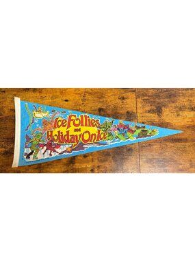 Vintage 1981 Ice Follies Holiday On Ice Pennant - Colorful Underwater Theme
